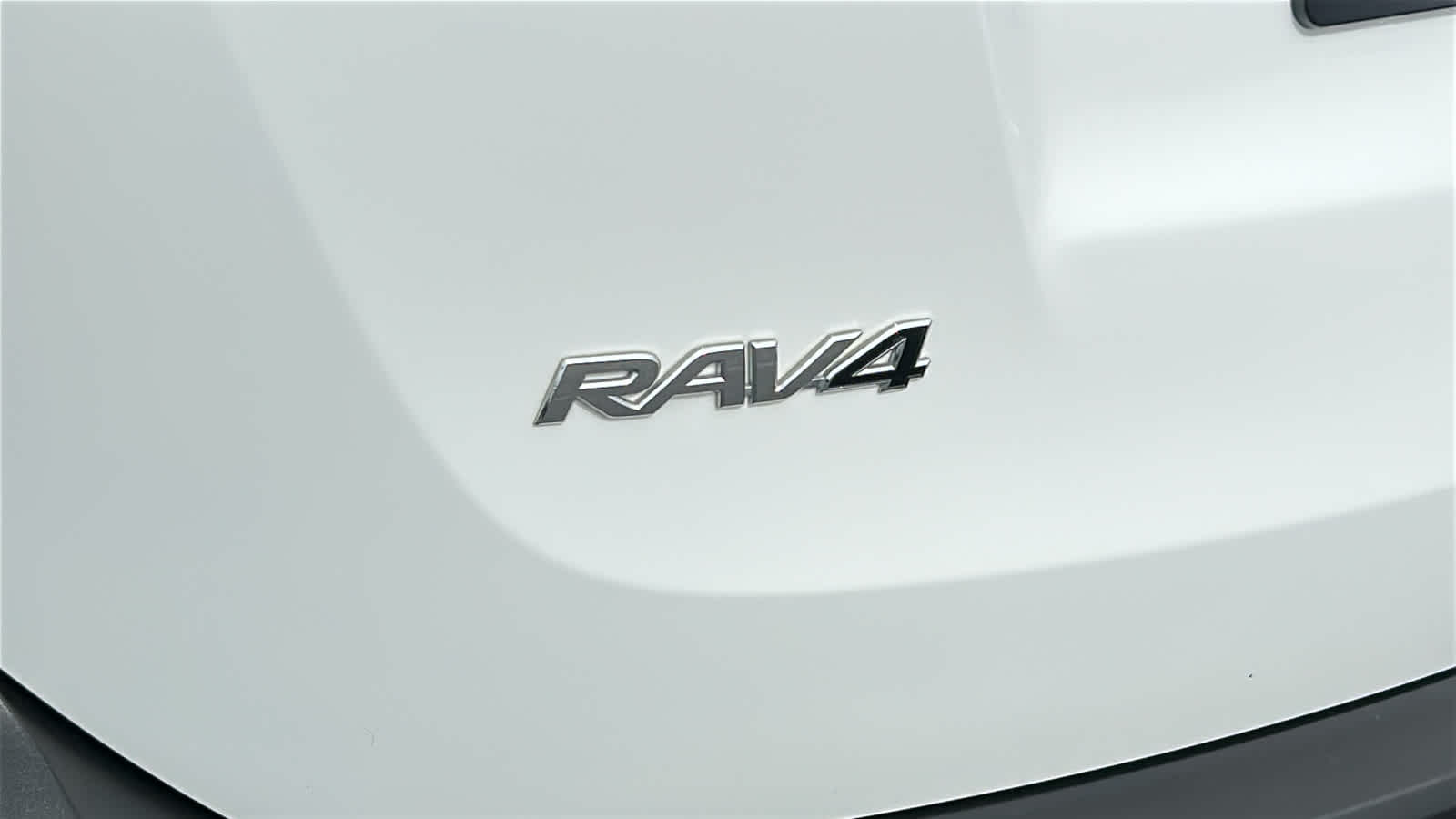 Thumbnail: 2014 Toyota RAV4 - 28
