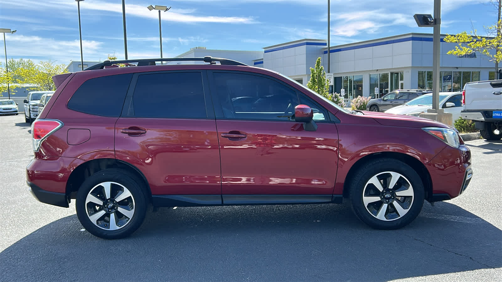 Thumbnail: 2017 Subaru Forester - 4
