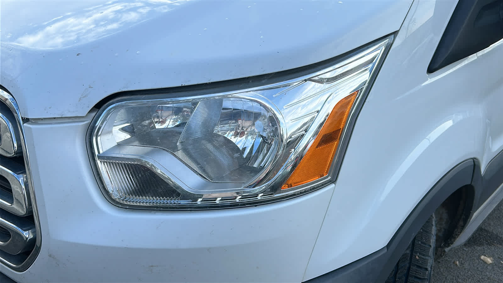 Thumbnail: 2017 Ford Transit Series - 2