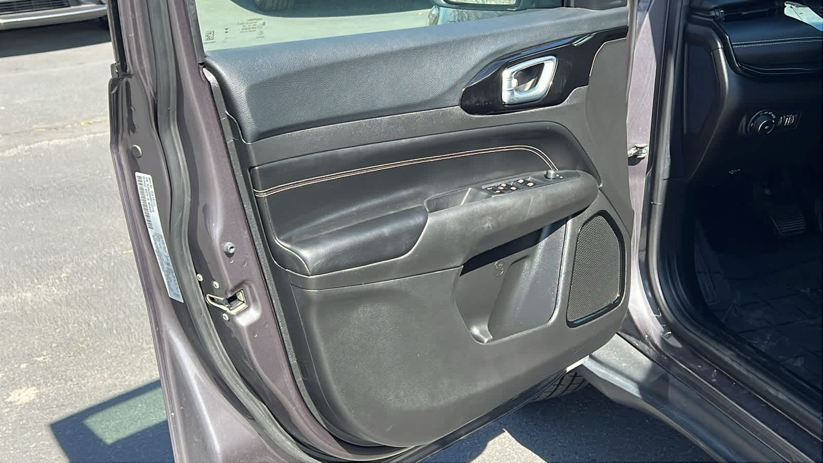 Thumbnail: 2024 Jeep Compass - 23