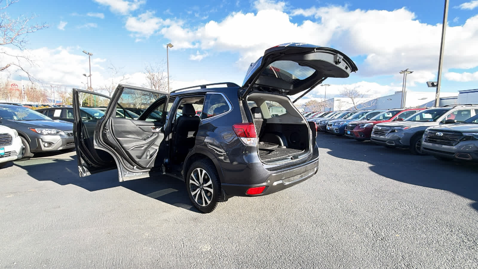 Thumbnail: 2019 Subaru Forester - 31