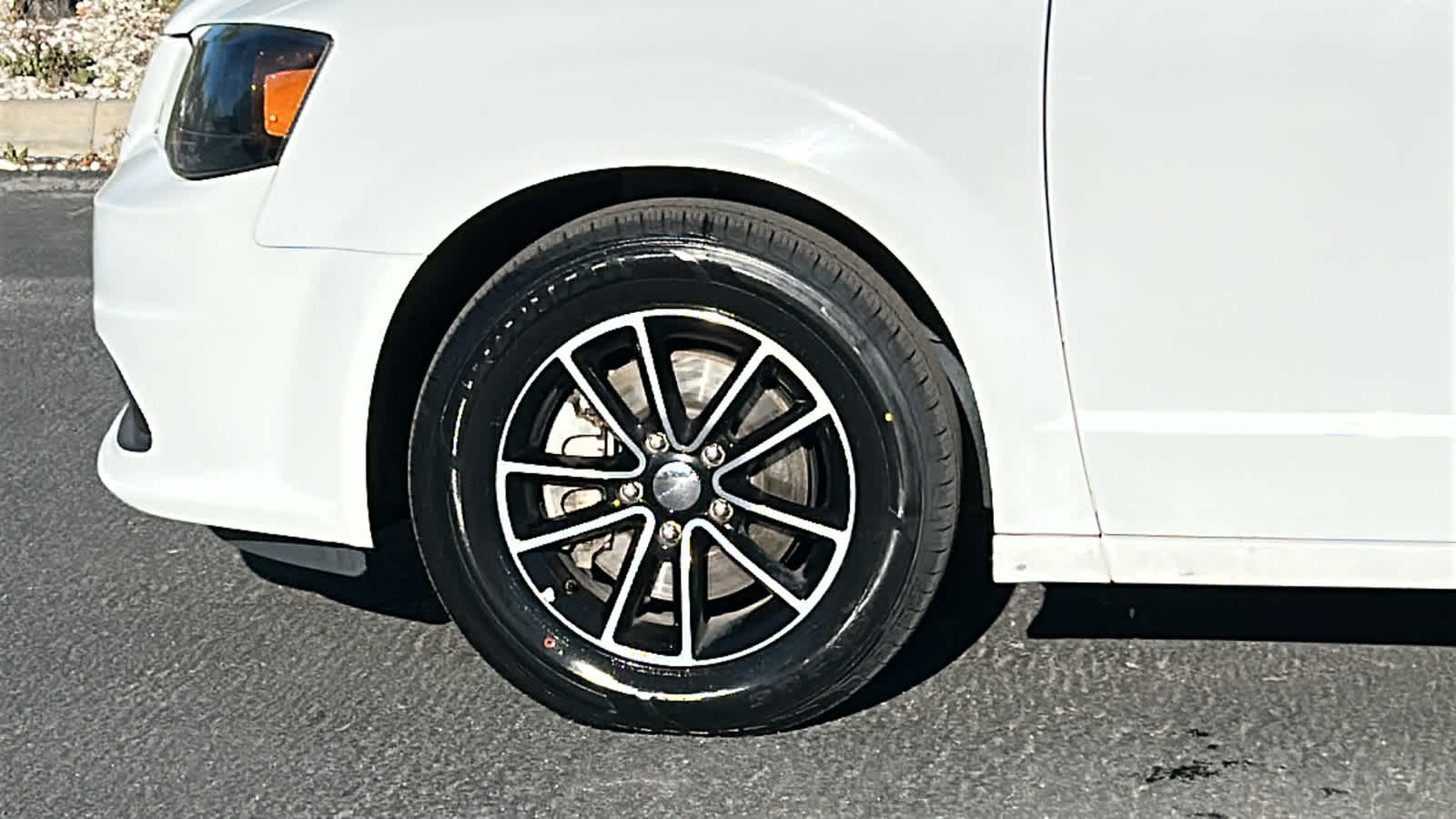 Thumbnail: 2018 Dodge Grand Caravan - 9