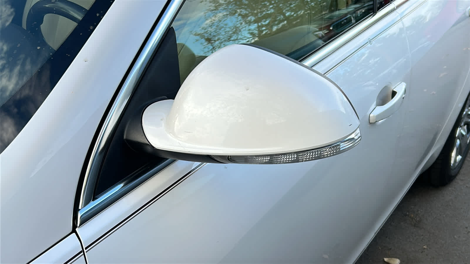 Thumbnail: 2016 Buick Regal - 6