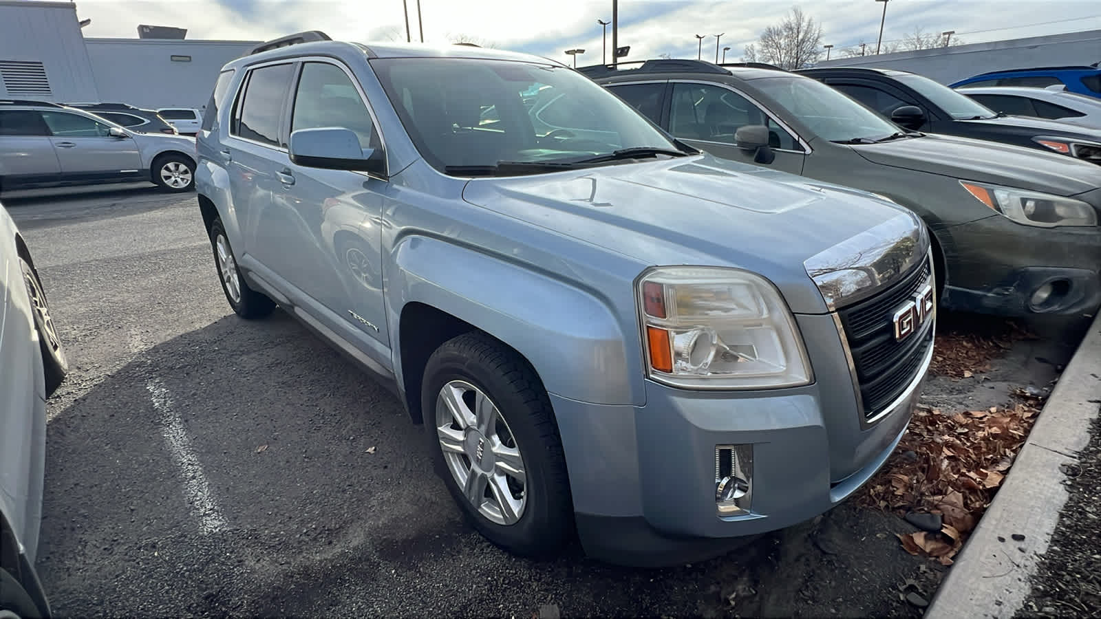 Thumbnail: 2015 GMC Terrain - 21