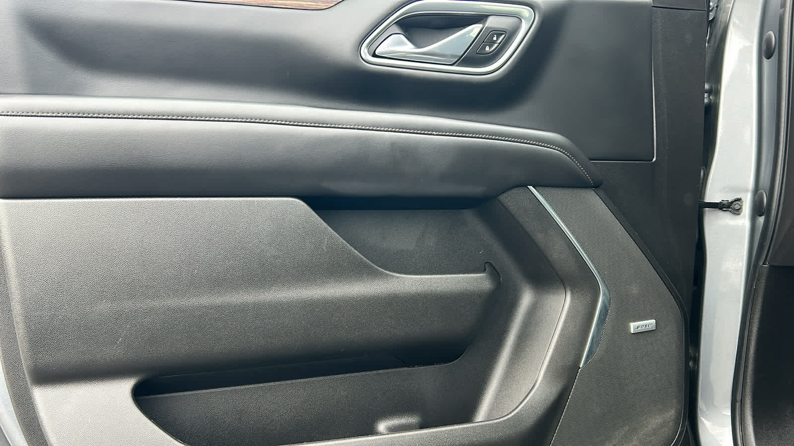 Thumbnail: 2021 Chevrolet Suburban - 23