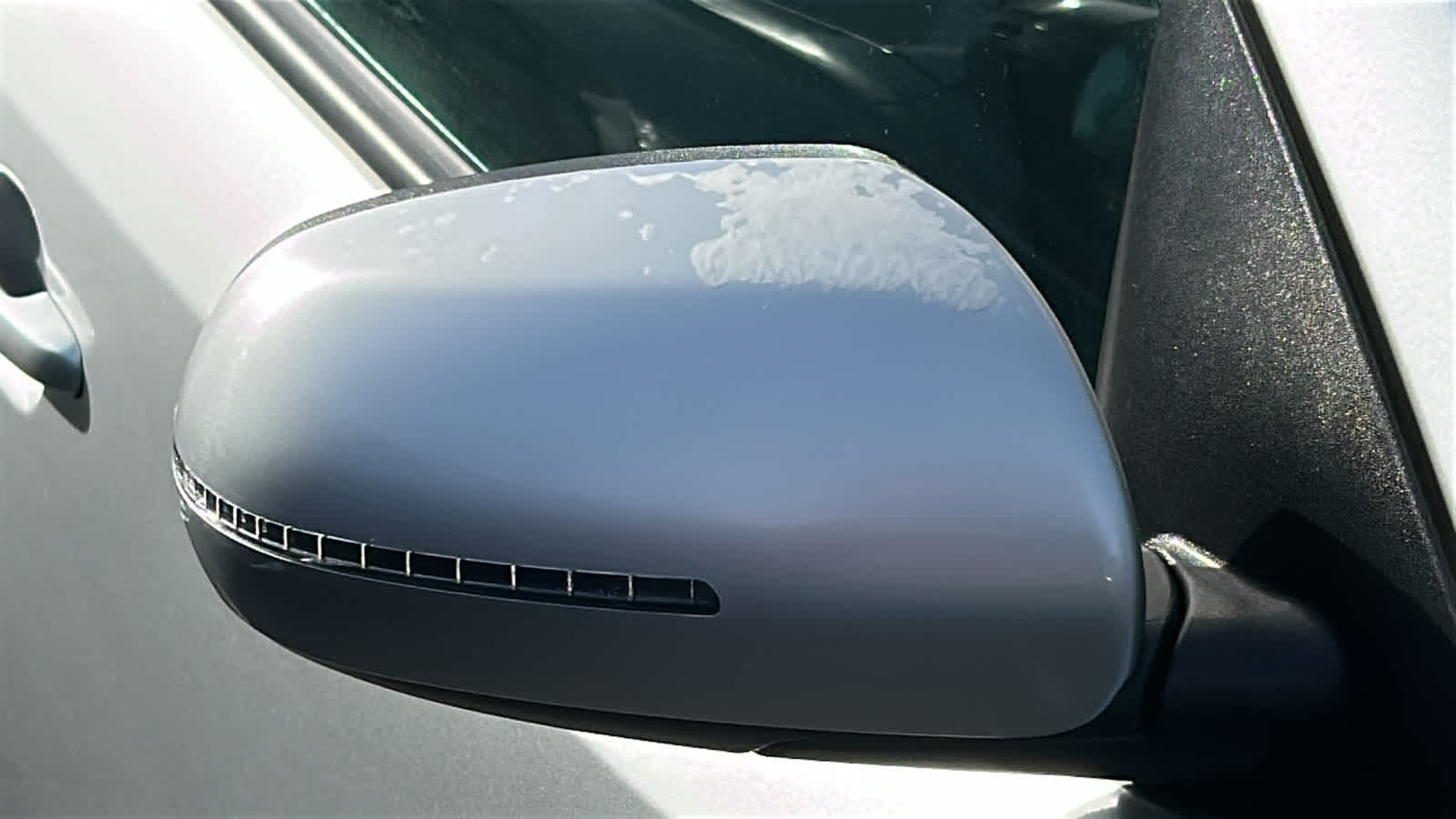 Thumbnail: 2011 Kia Forte - 18