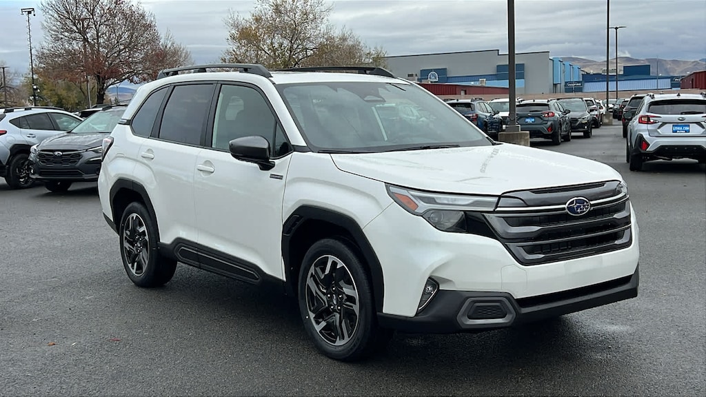 New 2025 Subaru Forester Hybrid Limited SUV