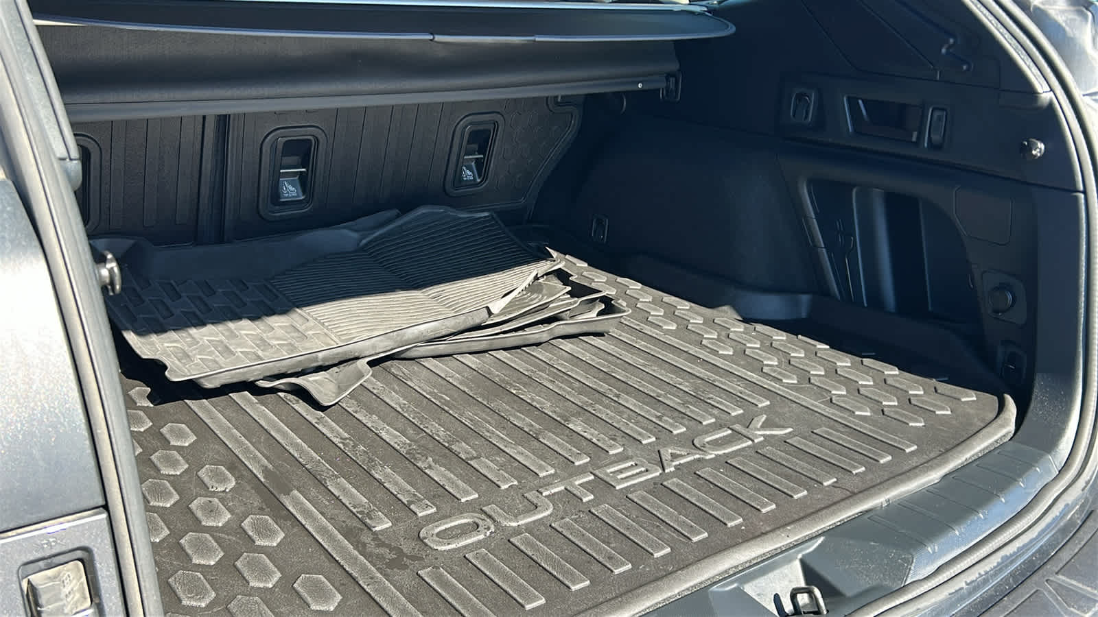 Thumbnail: 2021 Subaru Outback - 27