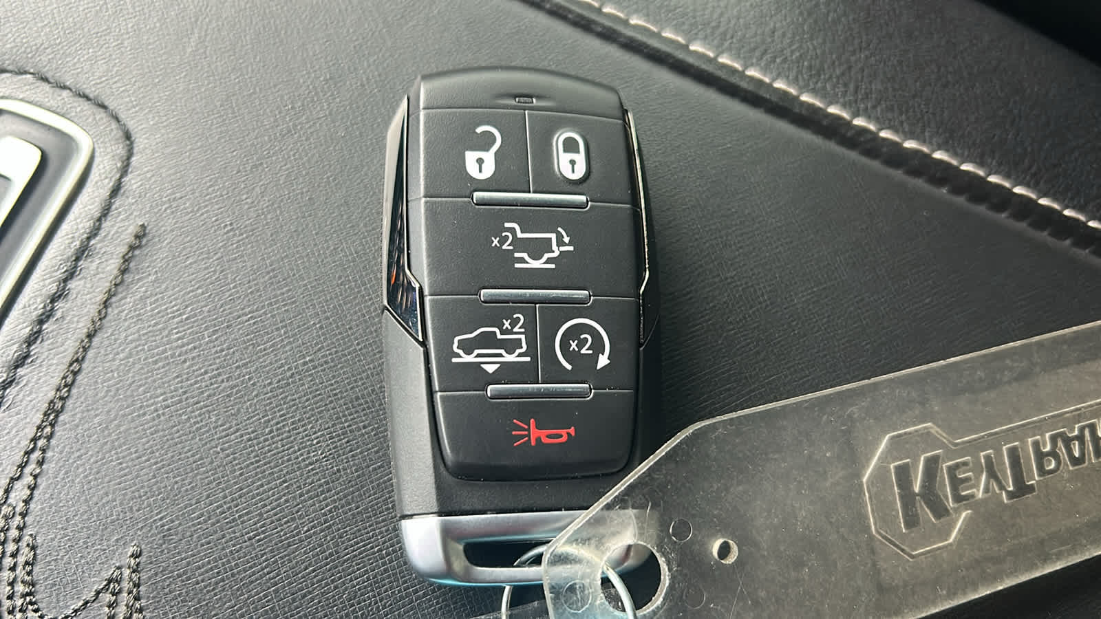 Thumbnail: 2019 RAM 1500 - 28