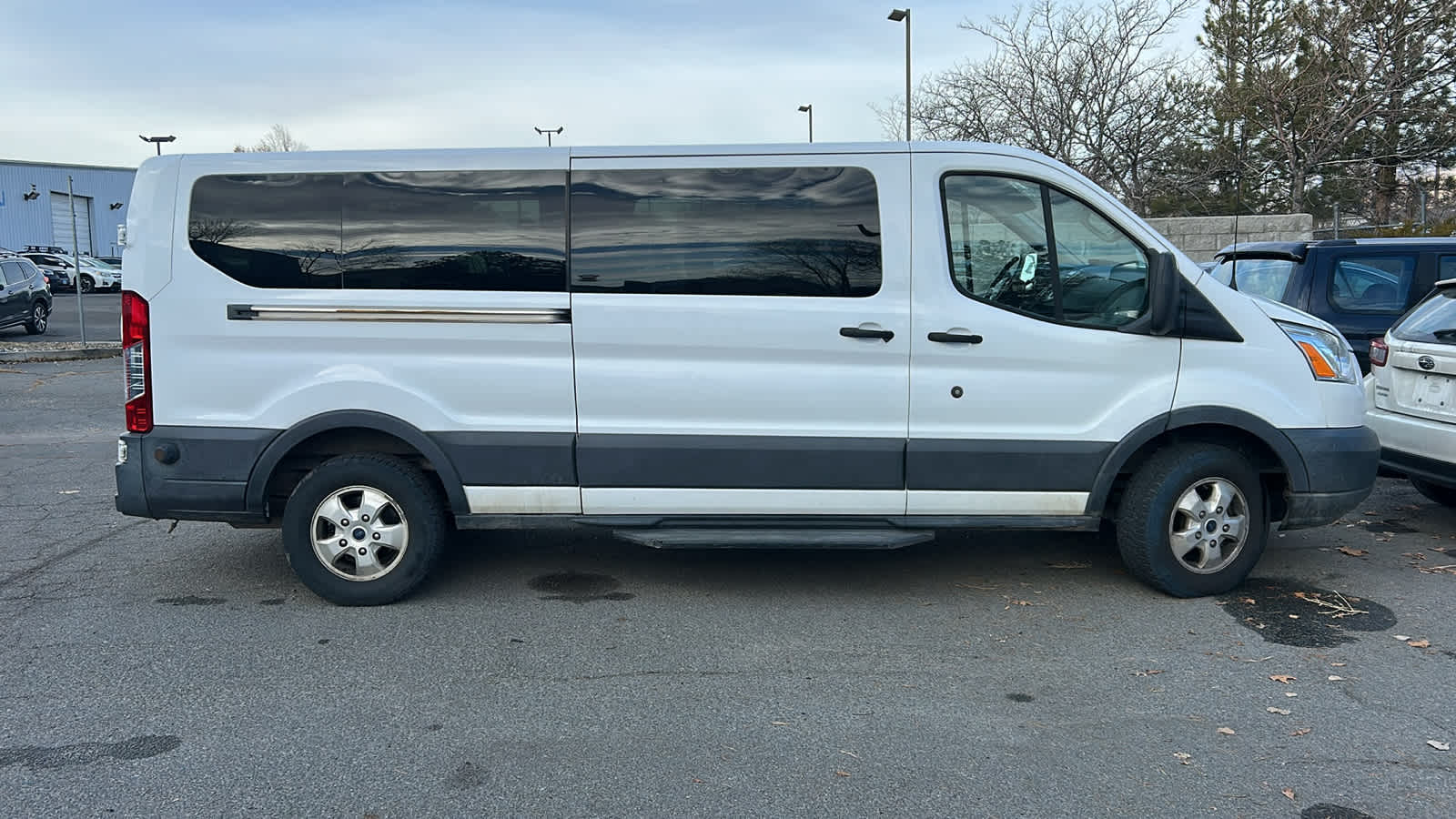 Thumbnail: 2017 Ford Transit Series - 14