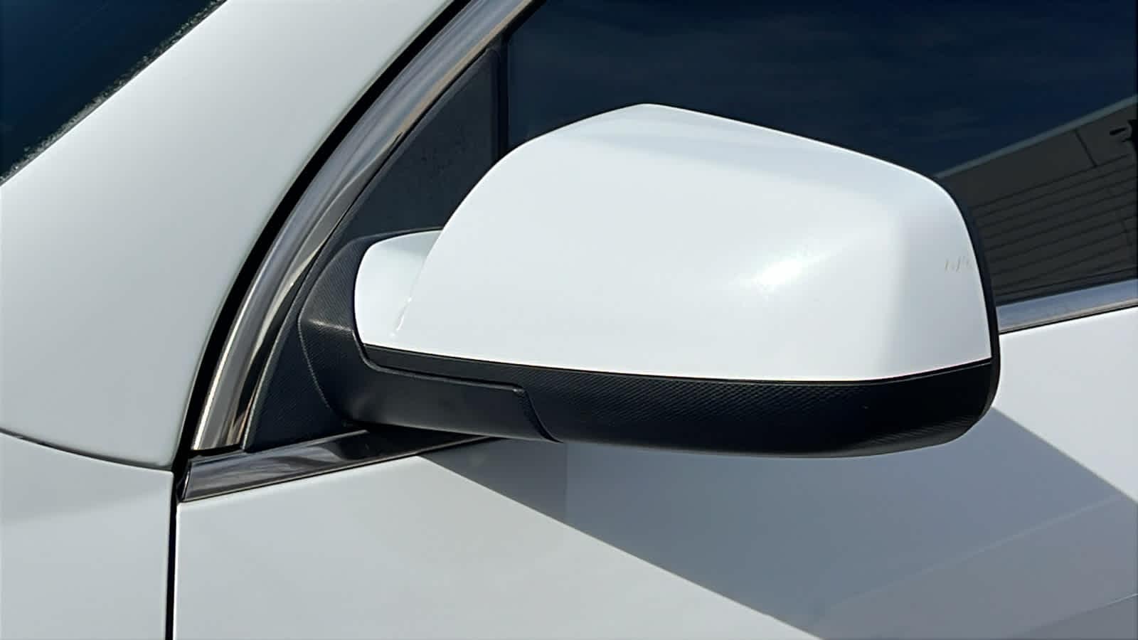 Thumbnail: 2012 Chevrolet Equinox - 21