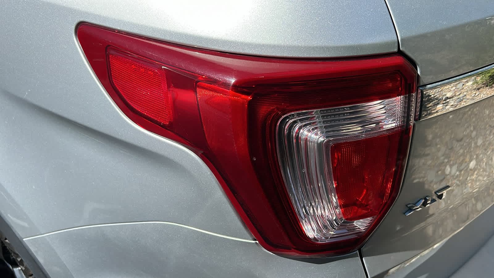 Thumbnail: 2016 Ford Explorer - 8