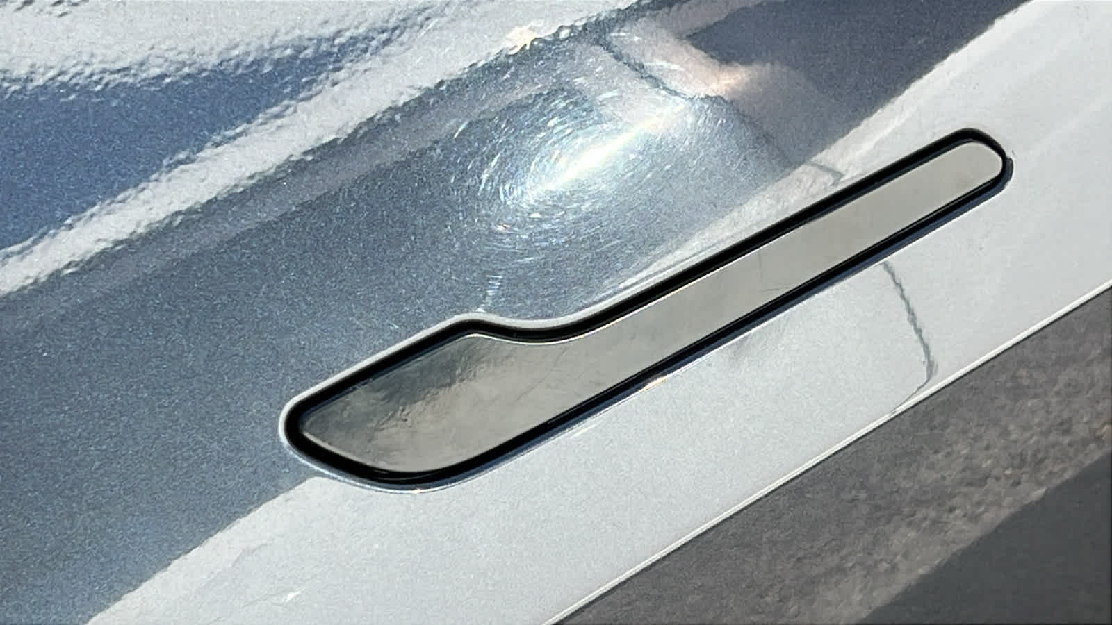 Thumbnail: 2022 Tesla Model Y - 17