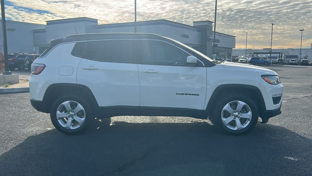 Used 2019 Jeep Compass Latitude 4x4 SUV