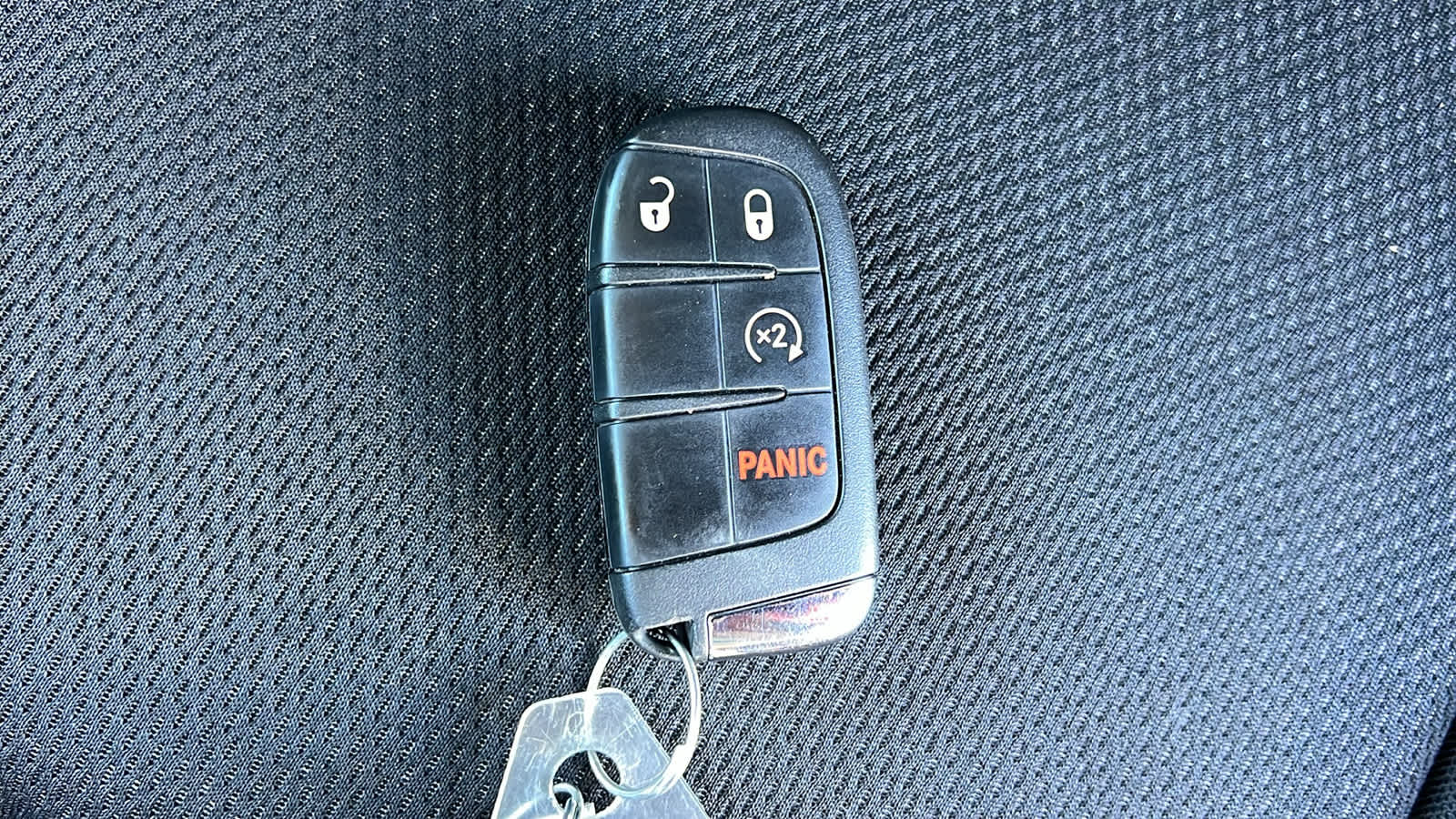 Thumbnail: 2021 Jeep Renegade - 29