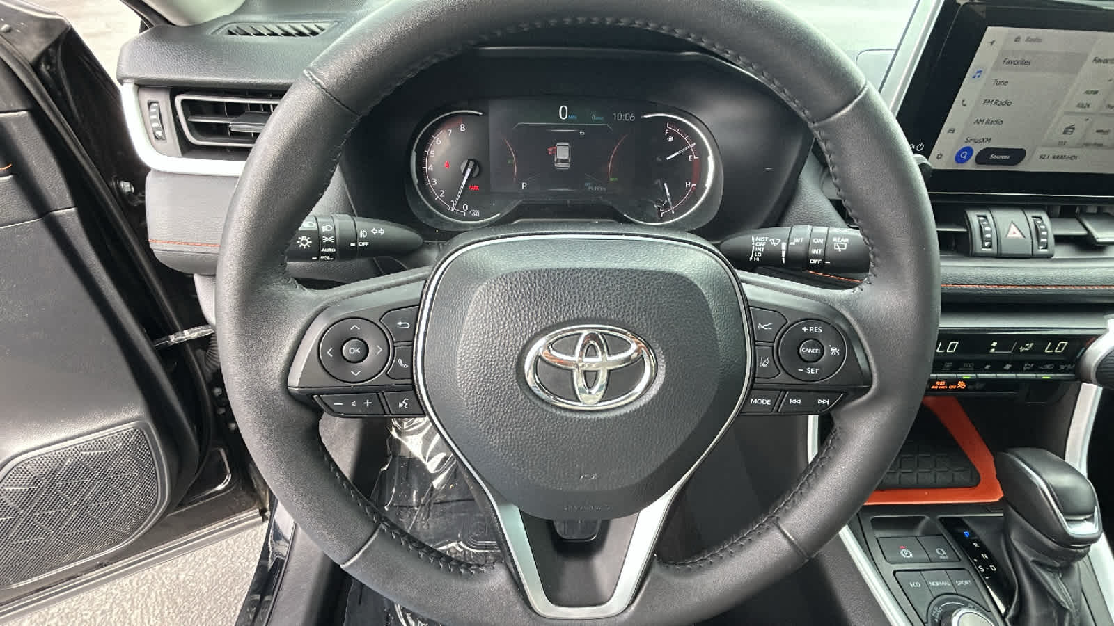 Thumbnail: 2024 Toyota RAV4 - 18