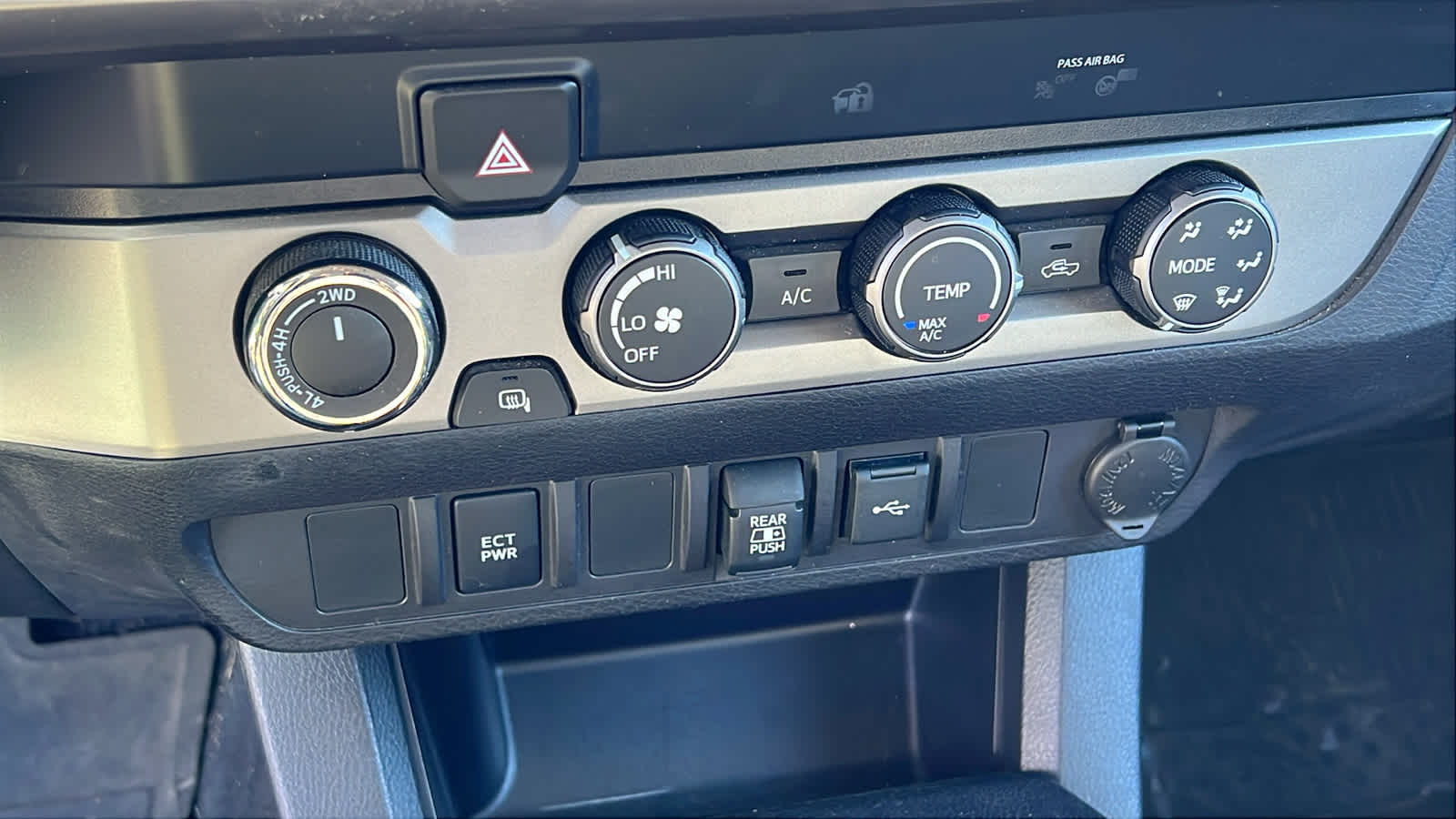 Thumbnail: 2020 Toyota Tacoma - 13