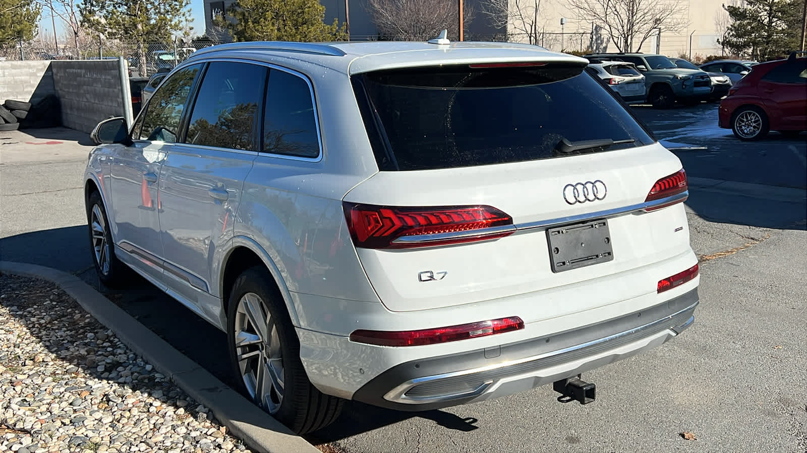 Thumbnail: 2020 Audi Q7 - 15