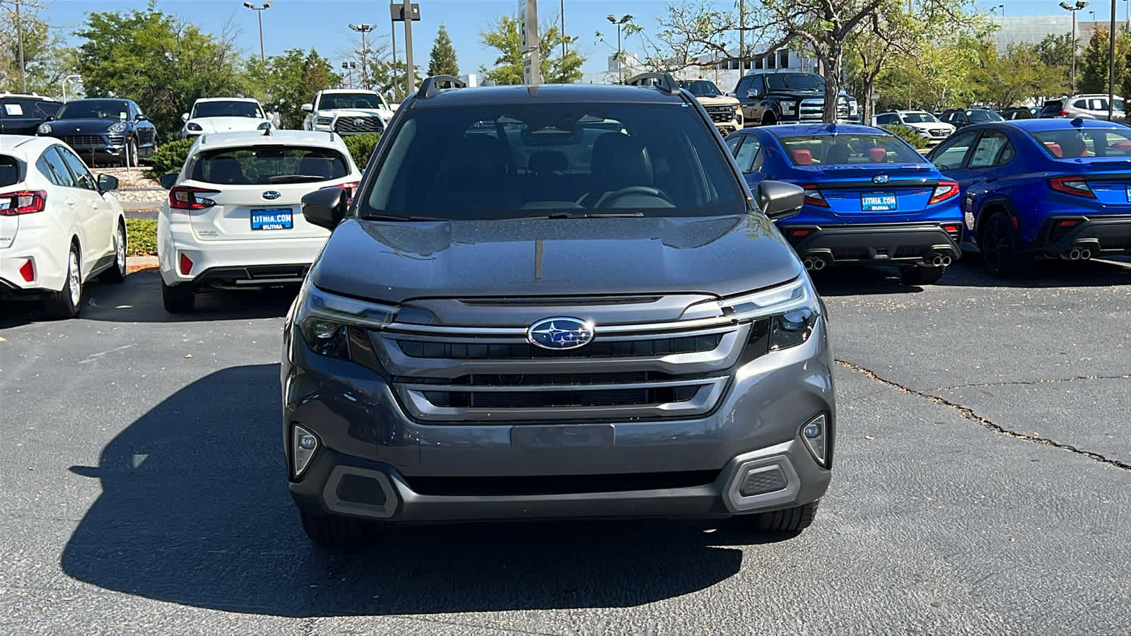 2025 Subaru Forester Limited photo 2