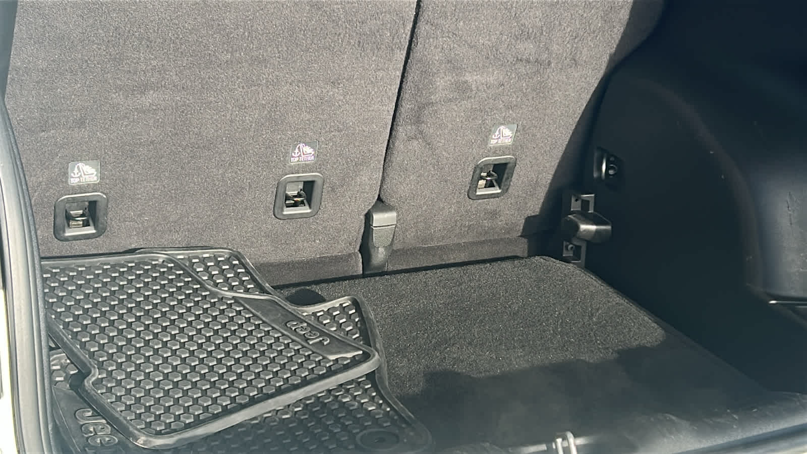 Thumbnail: 2019 Jeep Compass - 27