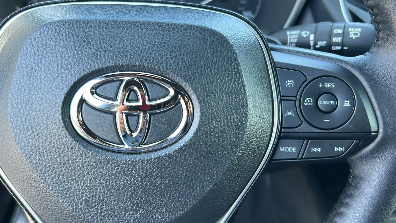 Thumbnail: 2025 Toyota Corolla - 20