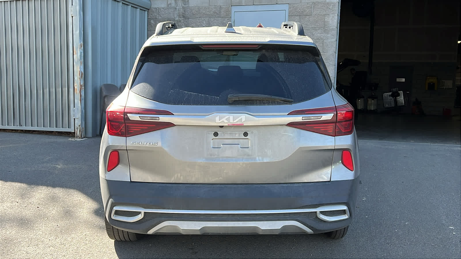 Thumbnail: 2023 Kia Seltos - 13