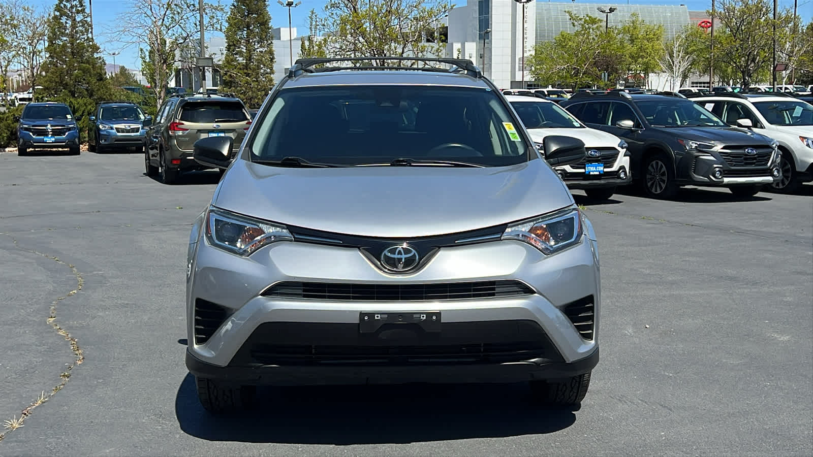 Thumbnail: 2018 Toyota RAV4 - 2
