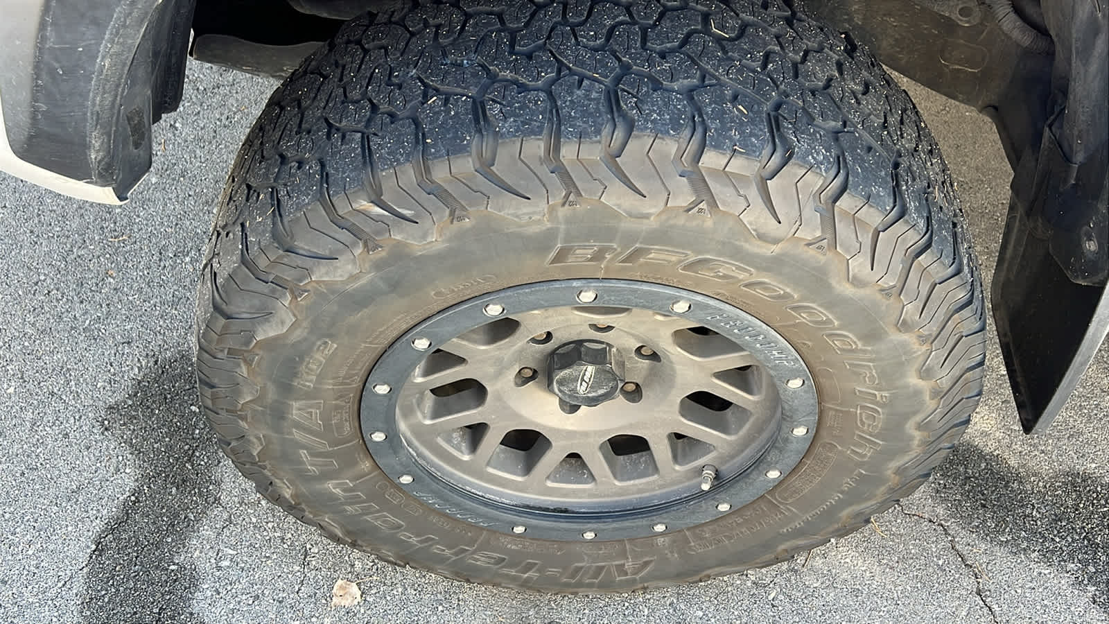 Thumbnail: 2017 Toyota Tacoma - 4