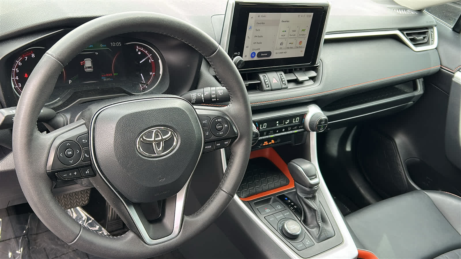 Thumbnail: 2024 Toyota RAV4 - 10