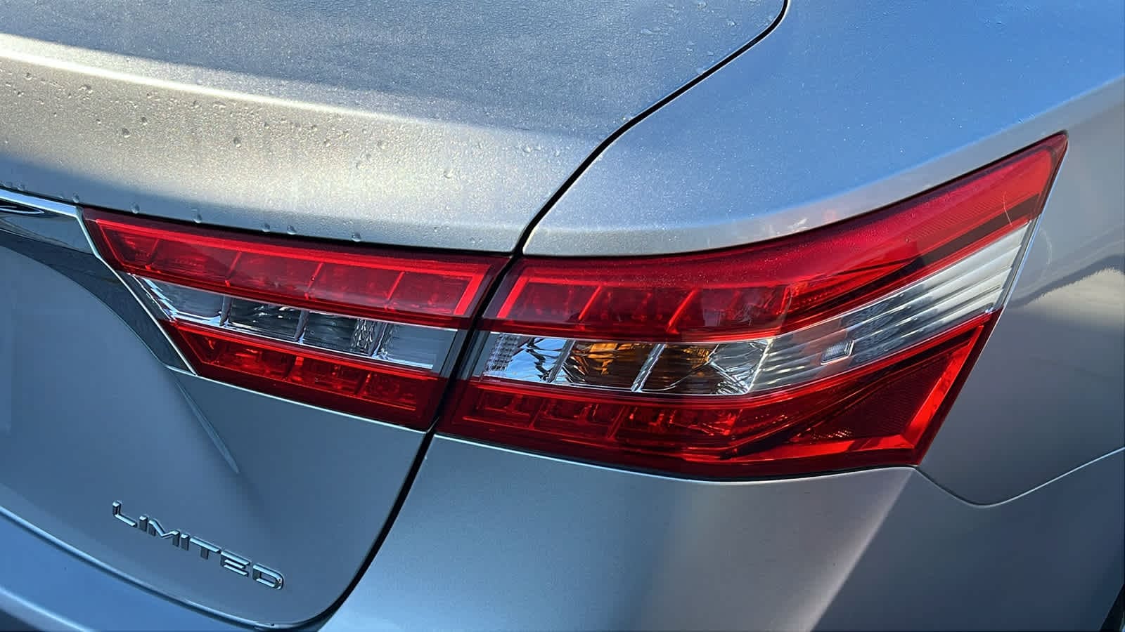 Thumbnail: 2015 Toyota Avalon - 16