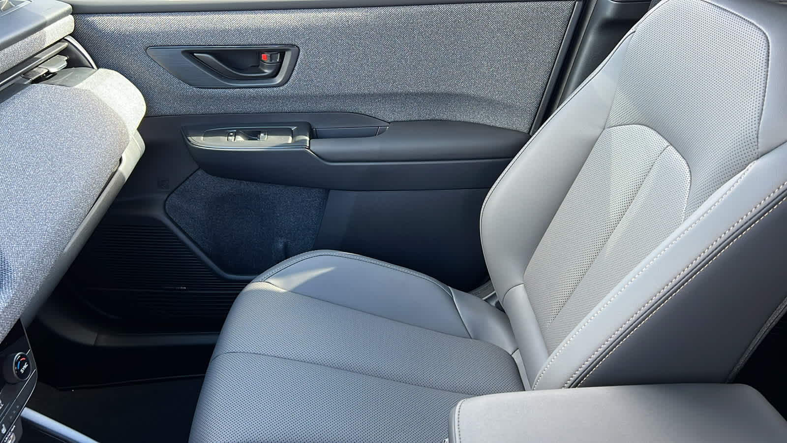 Thumbnail: 2026 Subaru Outback - 12