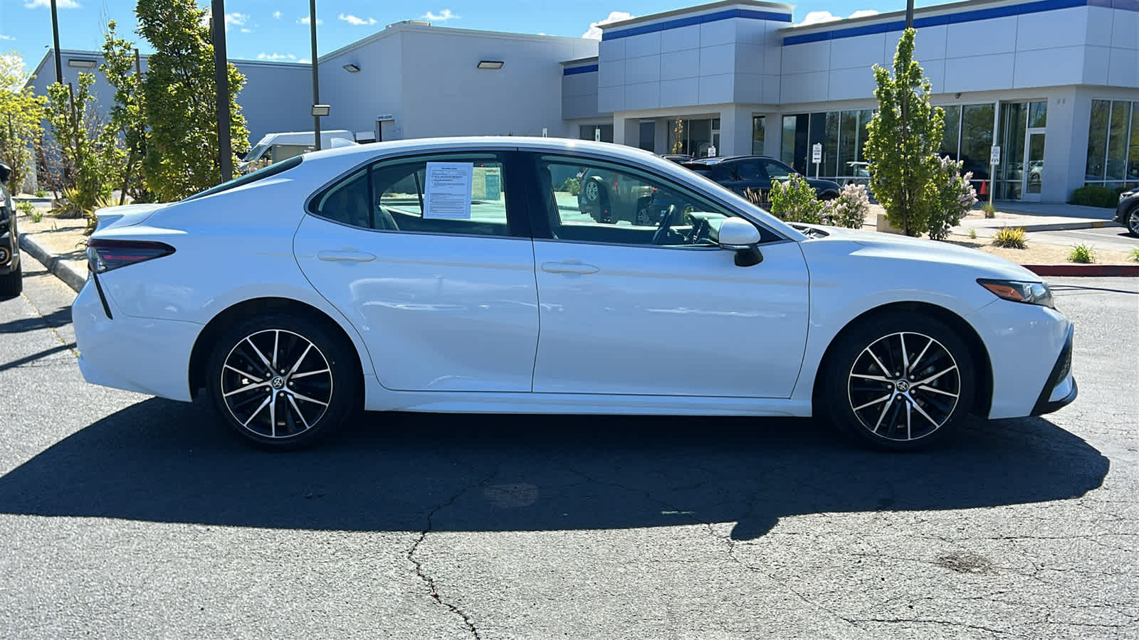 Thumbnail: 2021 Toyota Camry - 4