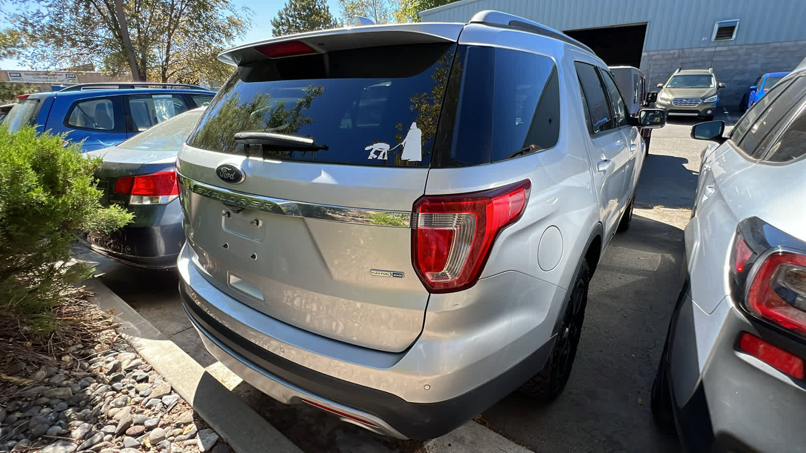 Thumbnail: 2016 Ford Explorer - 13