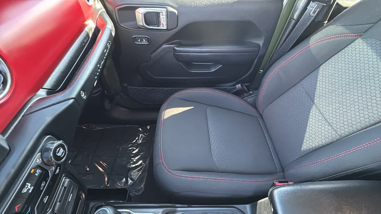 Thumbnail: 2023 Jeep Wrangler - 12