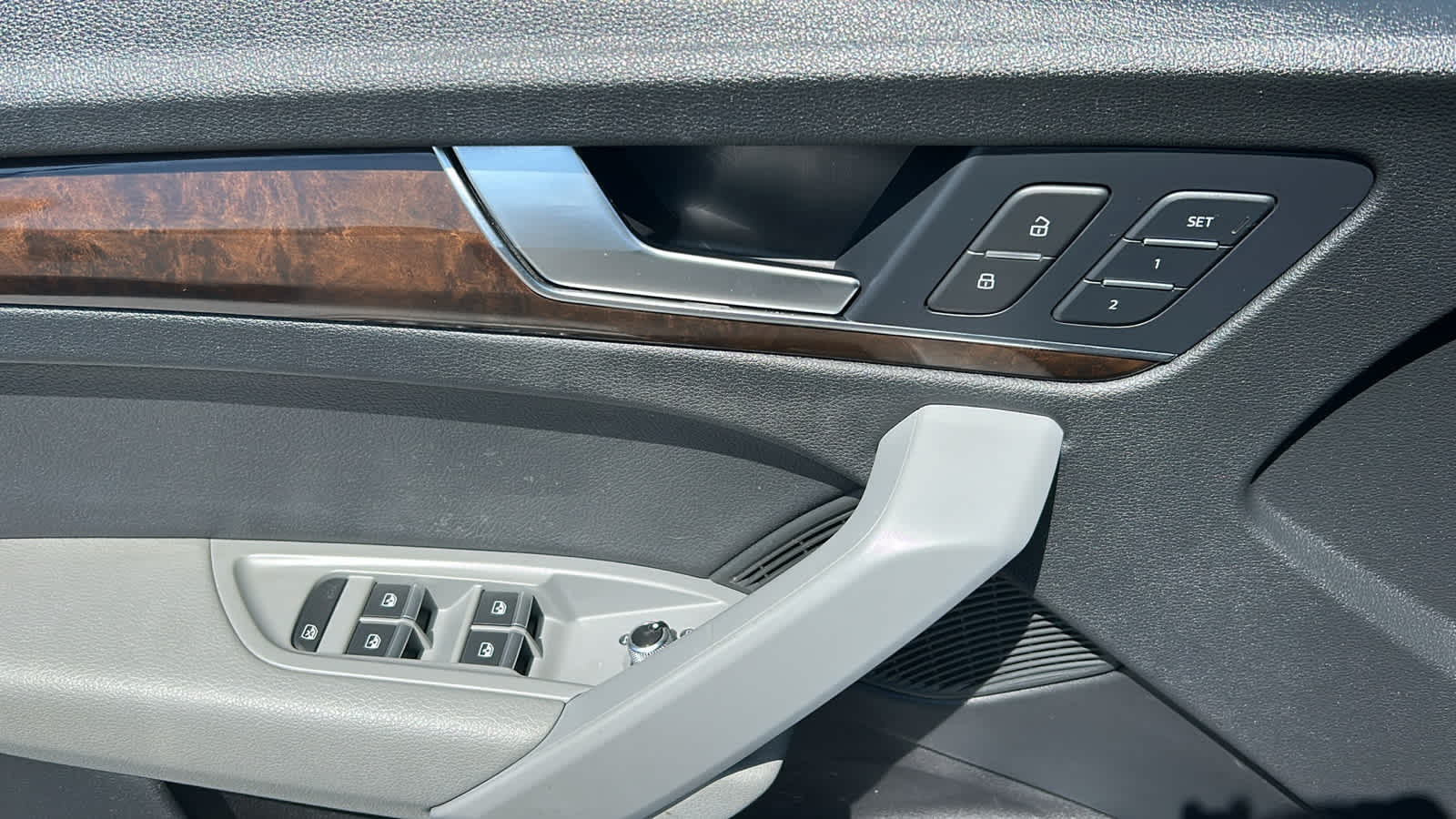2018 Audi Q5 e Premium 22