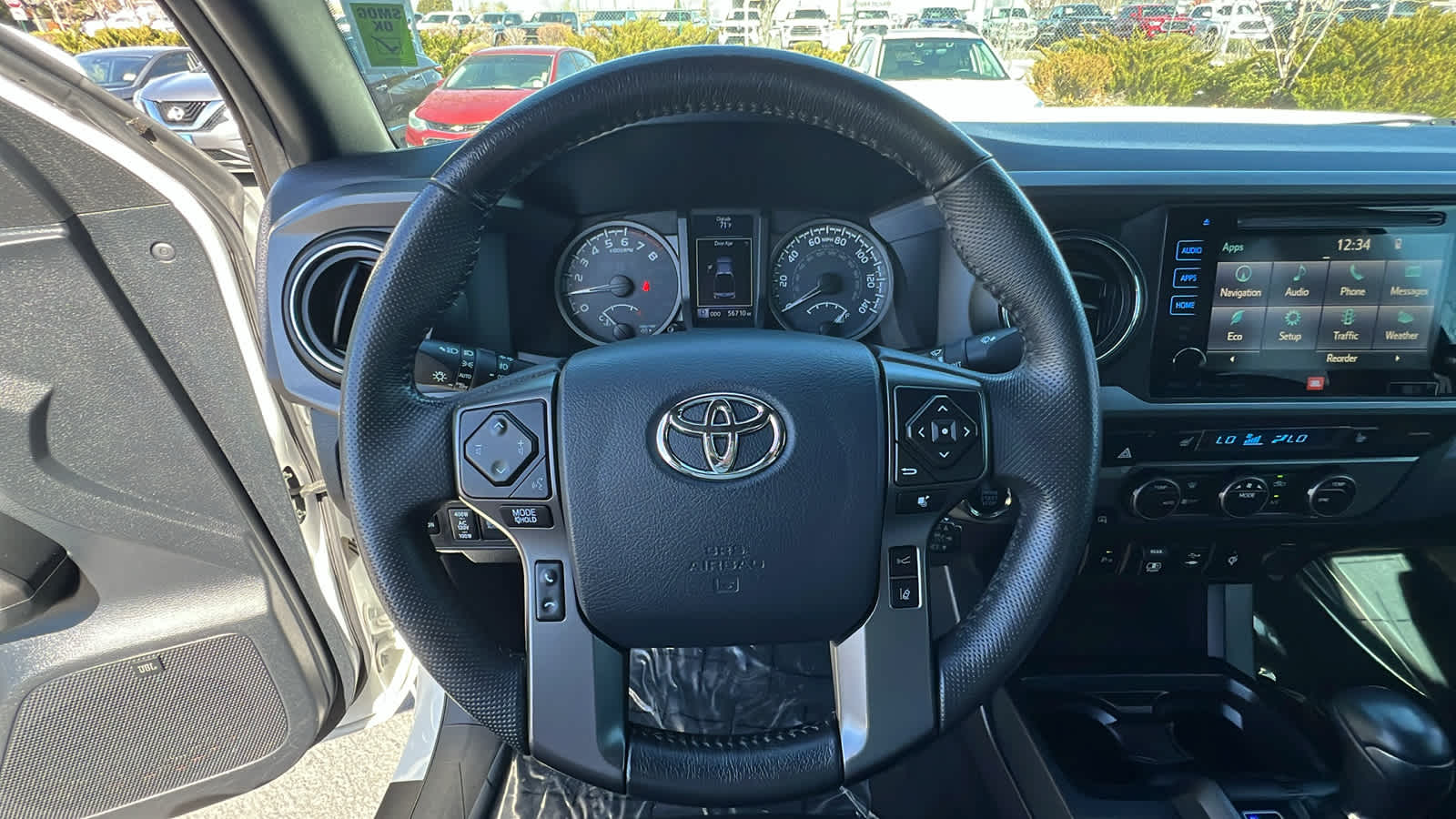 Thumbnail: 2019 Toyota Tacoma - 18