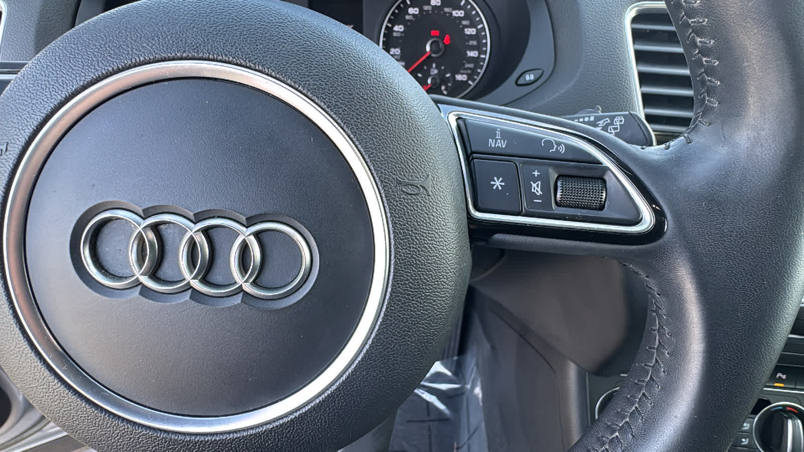 Thumbnail: 2018 Audi Q3 - 20