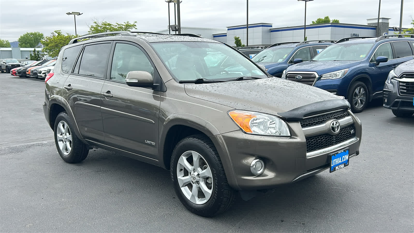 Thumbnail: 2011 Toyota RAV4 - 3