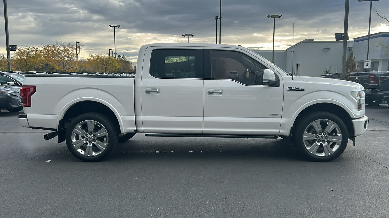 2017 Ford F-150 Limited photo 4