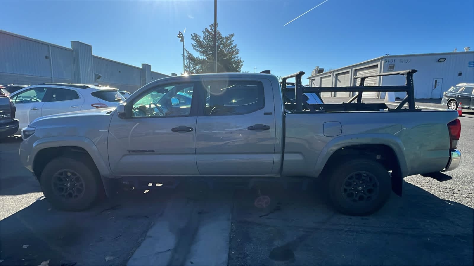 Thumbnail: 2020 Toyota Tacoma - 15