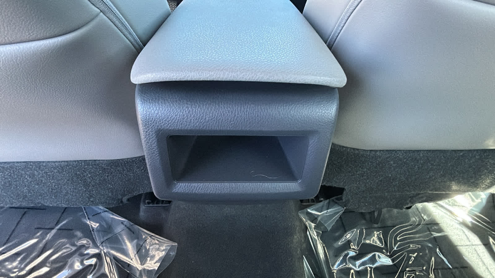 Thumbnail: 2021 Toyota Camry - 25