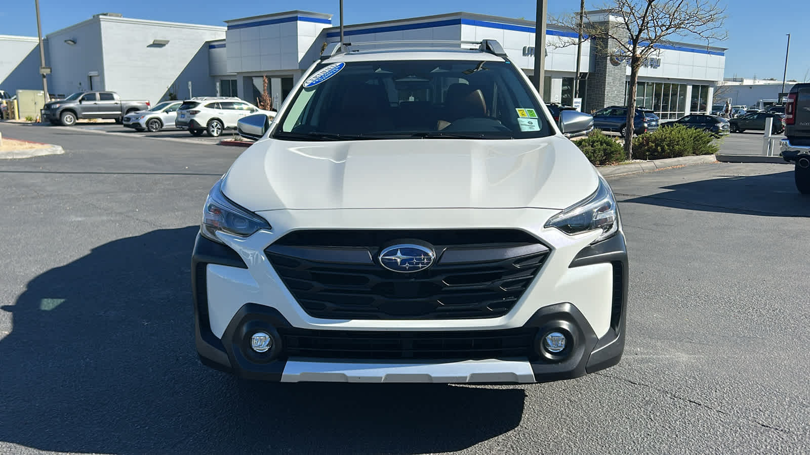 2024 Subaru Outback Touring XT photo 2
