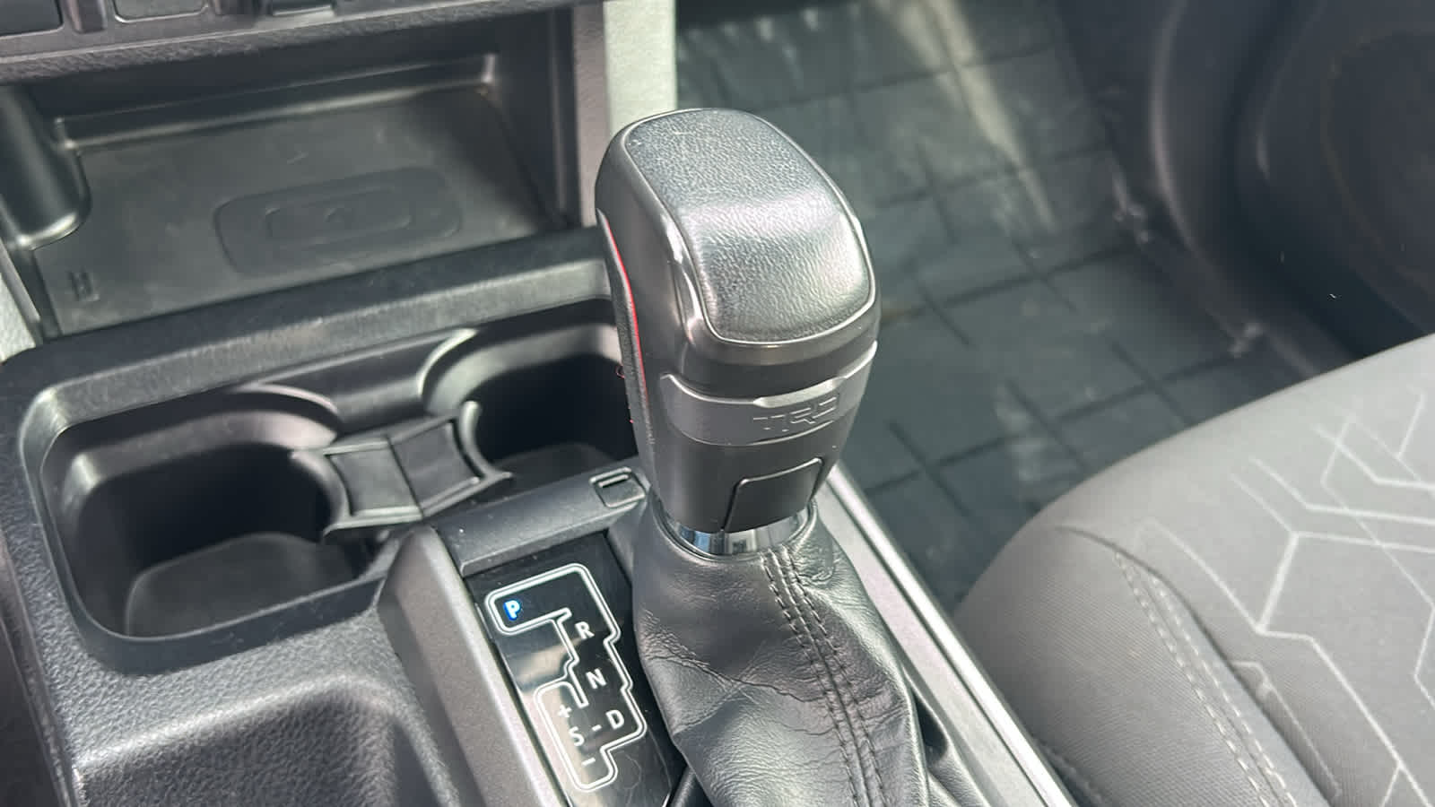 Thumbnail: 2018 Toyota Tacoma - 13