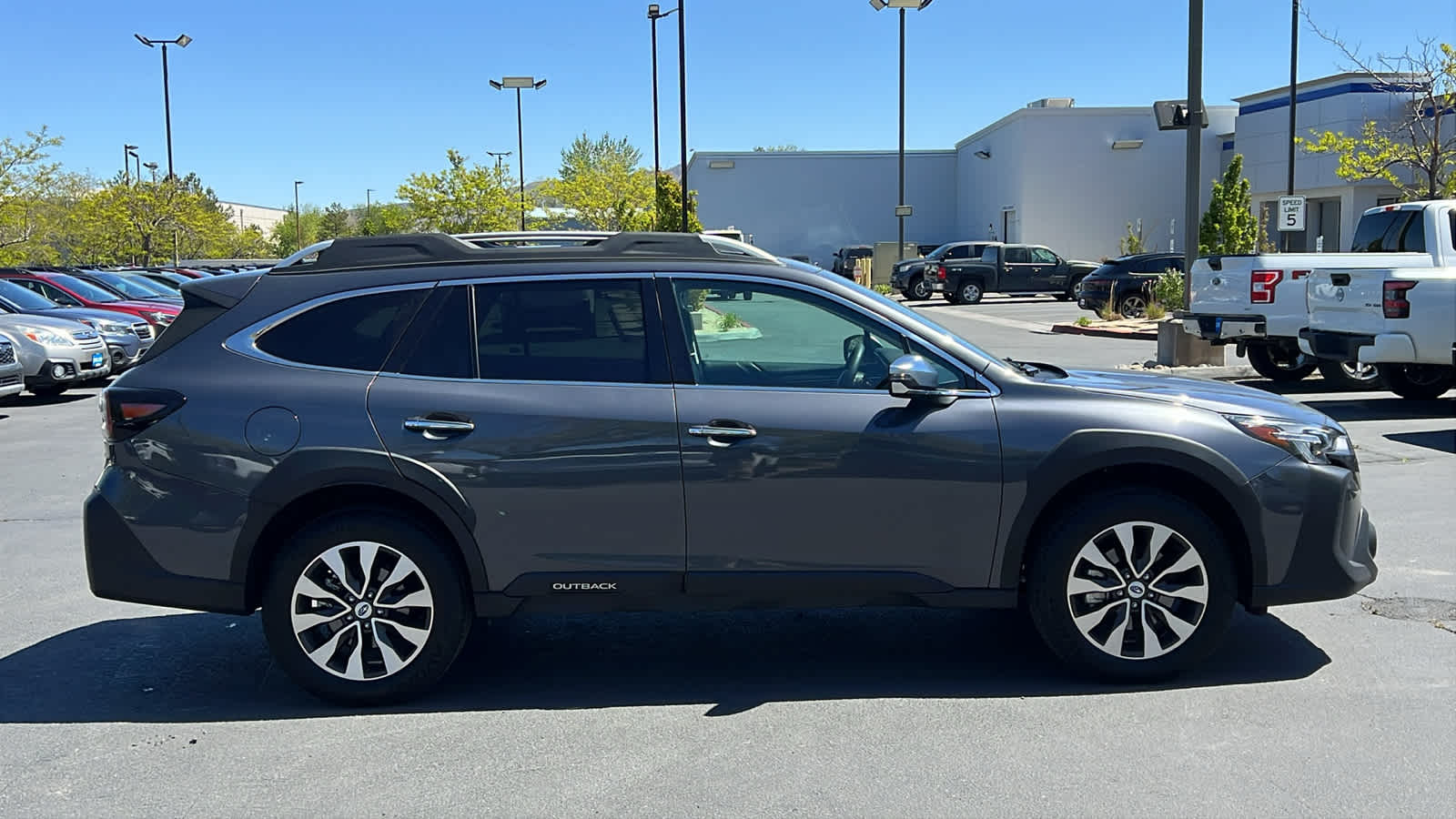 Thumbnail: 2025 Subaru Outback - 5