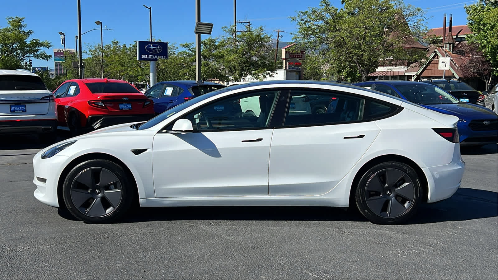 Thumbnail: 2022 Tesla Model 3 - 8