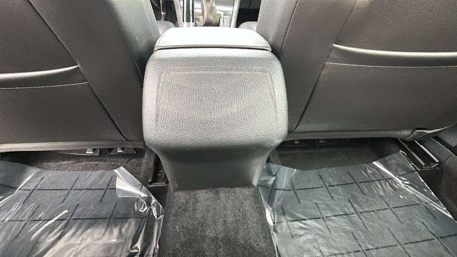 Thumbnail: 2020 Volkswagen Golf - 25