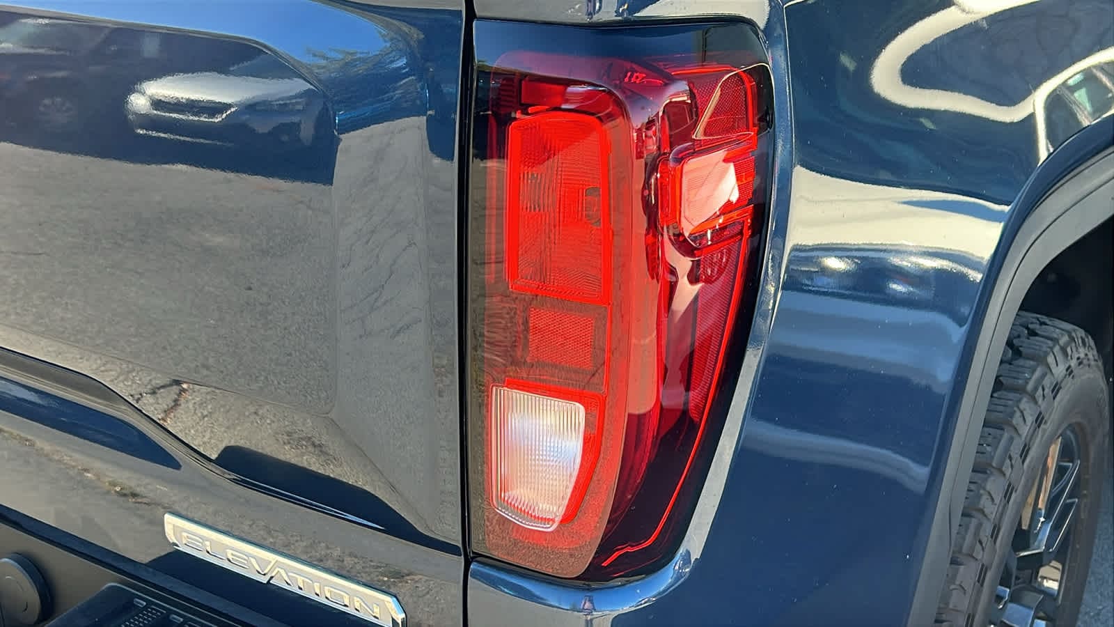 Thumbnail: 2019 GMC Sierra 1500 - 16