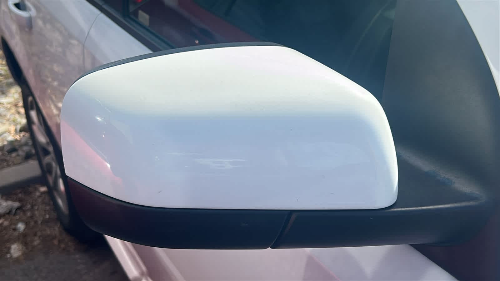 Thumbnail: 2014 Land Rover LR2 - 18