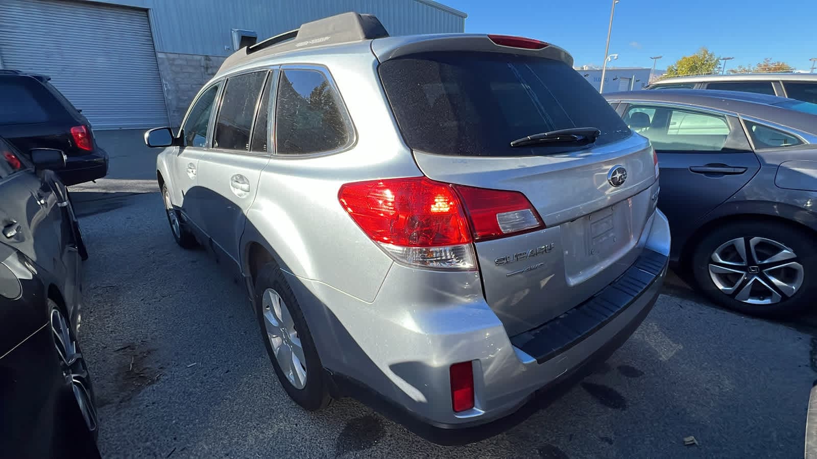 Thumbnail: 2012 Subaru Outback - 16