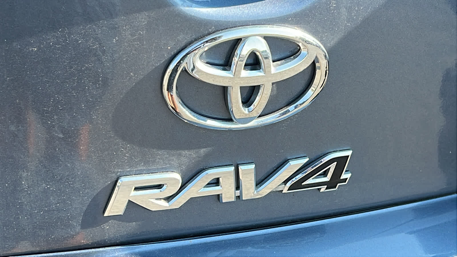 Thumbnail: 2011 Toyota RAV4 - 14